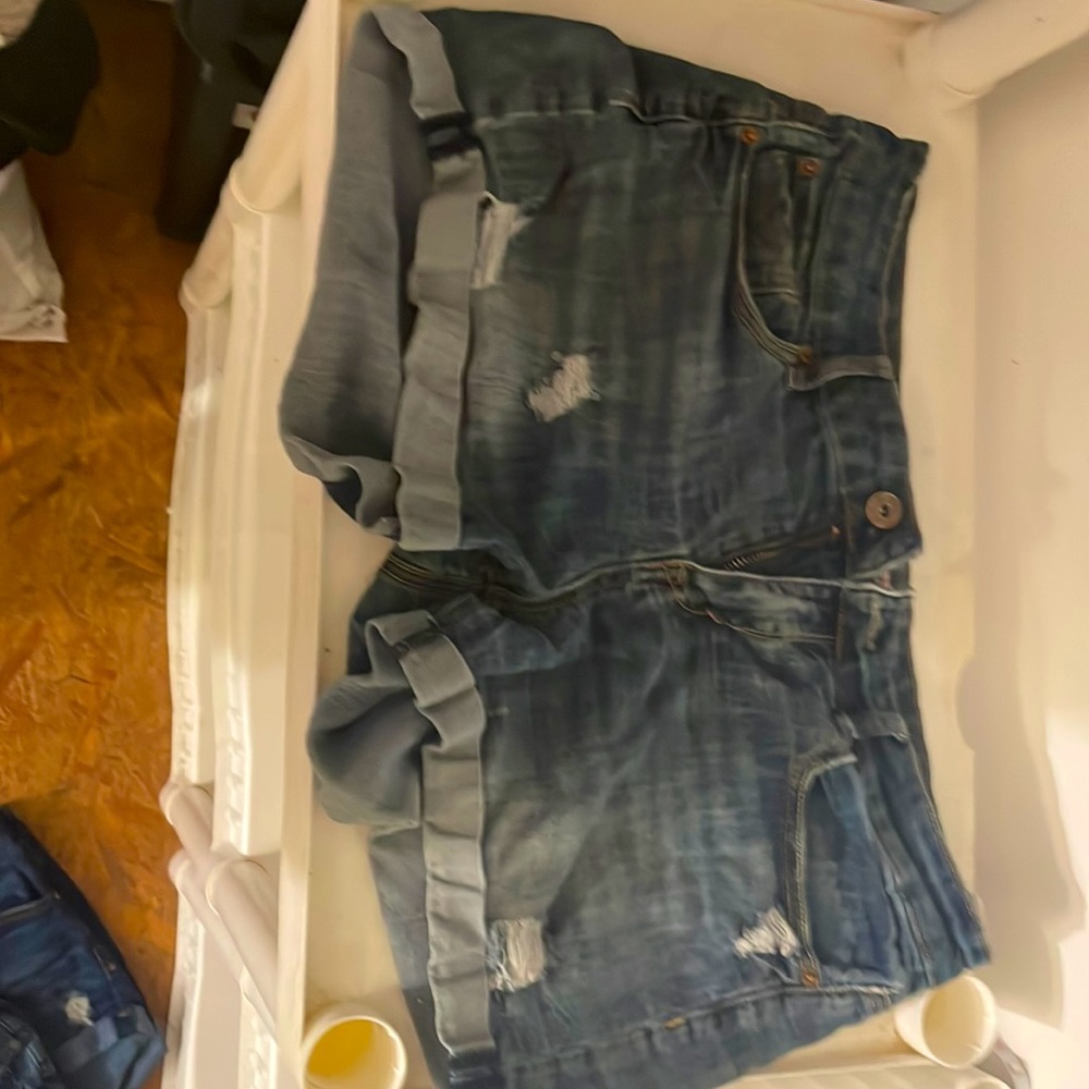 Bongo size 11 Jean shorts grey ish blue